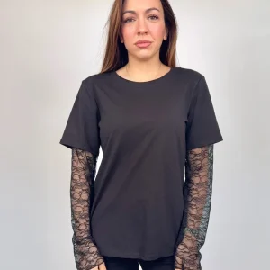 T-shirt manica in pizzo