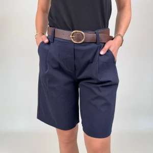 Bermuda classico con cintura