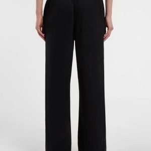 Mapleton Straight 
Sweatpant W