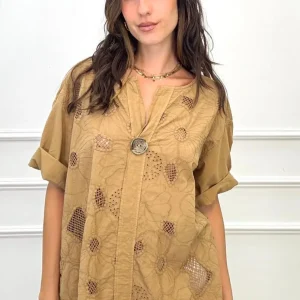 Camicia traforata in puro cotone