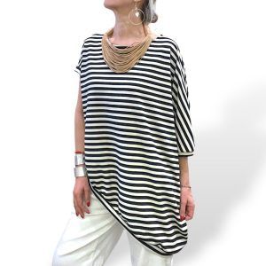 Maglia donna a righe bianco nero asimmetrica