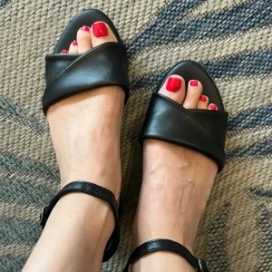 Sandalo flat in vera pelle GAIA