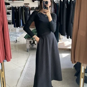 Gonna gessata con elastico in vita