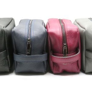 Pochette Uomo in pelle: Bustina Portatutto grande